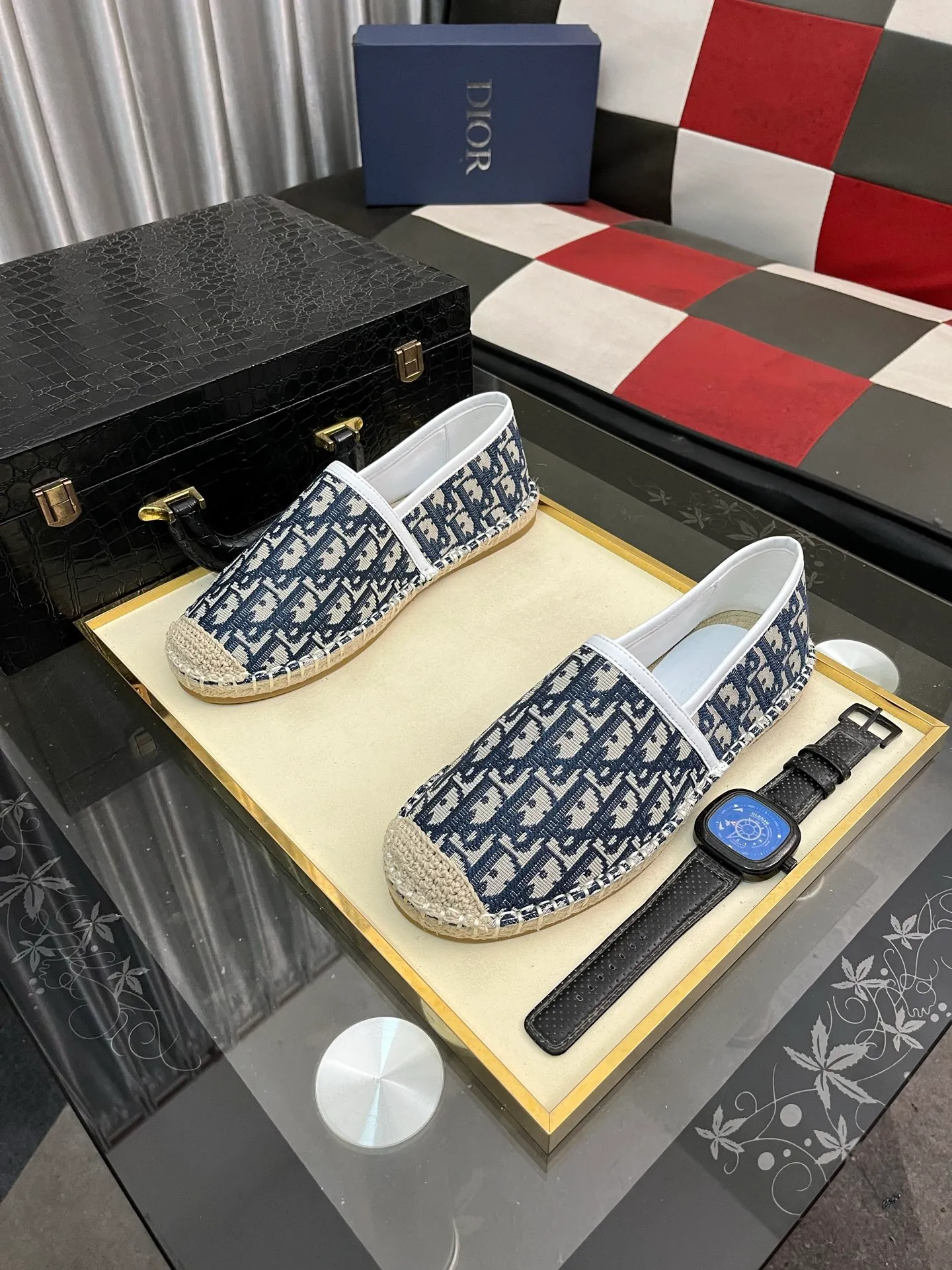 Men's shoes 💰400⌚️⌚️Dior men's latest slip-on Loaf casual fisherman's shoes ✔️The original version is available simultaneously at the counter and is a one-to-one replica🎩Material: Italian imported waterproof fabric, pure hand-pulled strings, raw rubber breathable outsole, lining breathable and comfortable lambskin, 100% comfortable density, original rubber outsole wear-resistant ✔️Code number: 38-44, you deserve it, (Note: 45 and 46 can be customized, non-refundable and non-exchangeable)